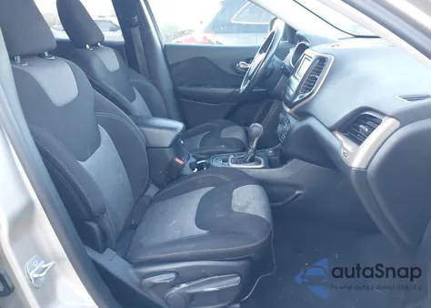 2014 Jeep Cherokee Latitude из США, поврежденный, VIN 1C4PJMCS2EW187844